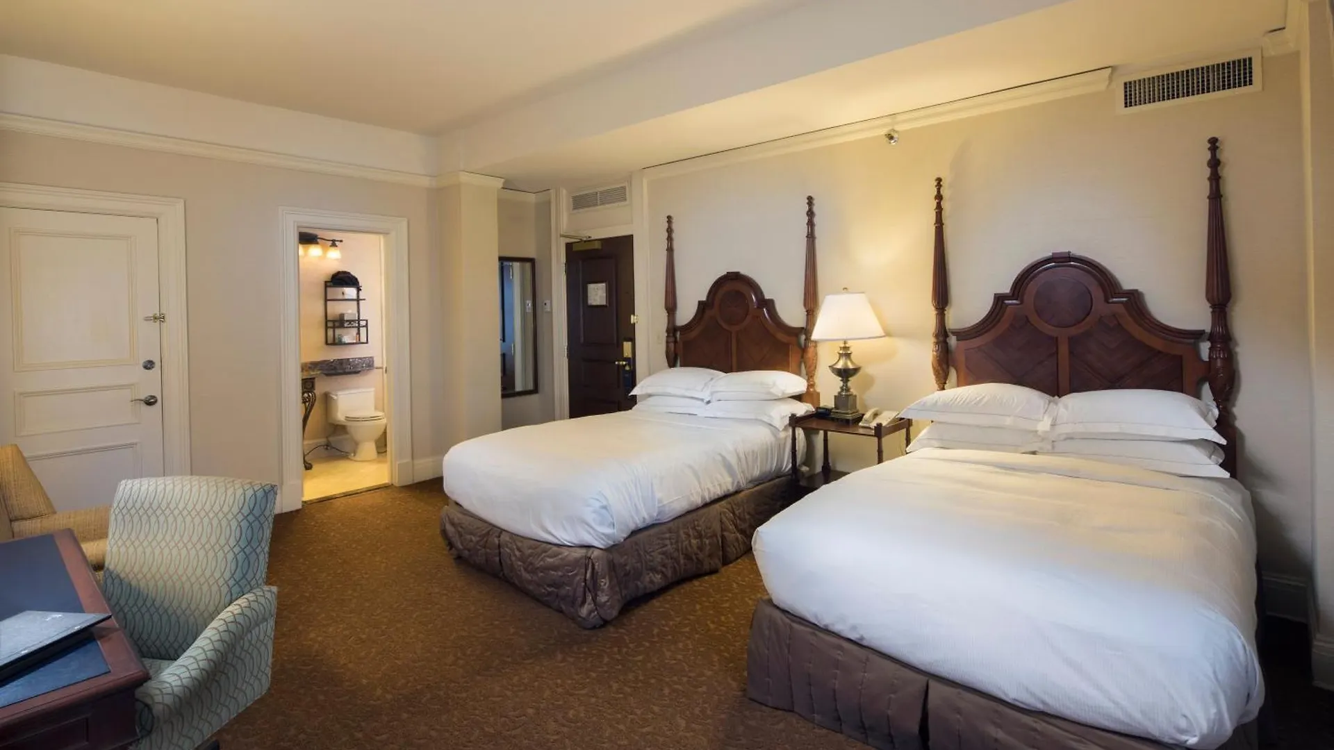 The Seelbach Hilton Louisville 3*,