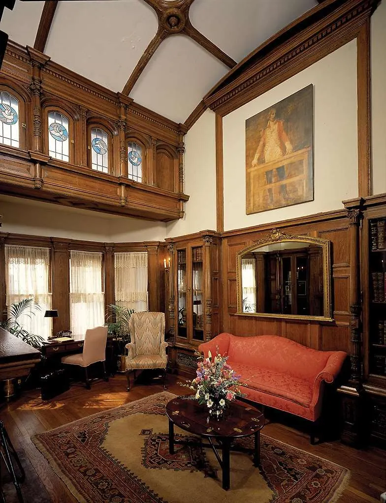 The Seelbach Hilton Louisville